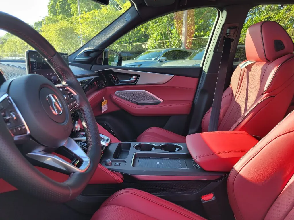 2026 Acura MDX A-Spec Advance Package New 2026 Acura MDX - Photo 9