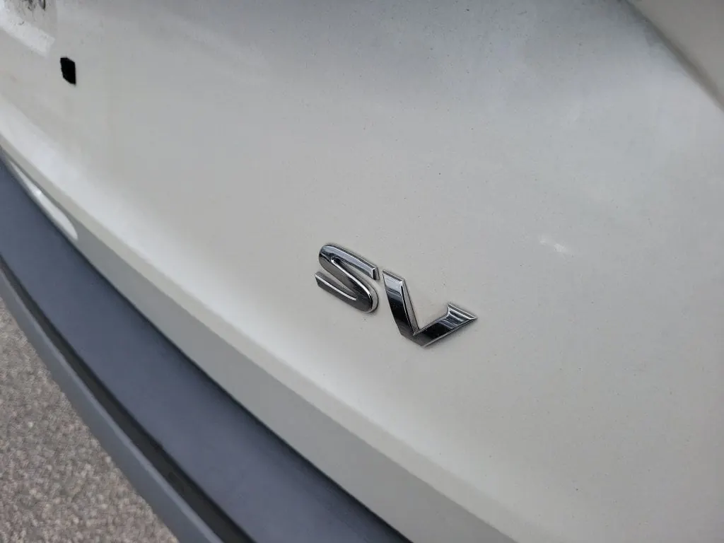 2023 Nissan Rogue SV FWD - Photo 9