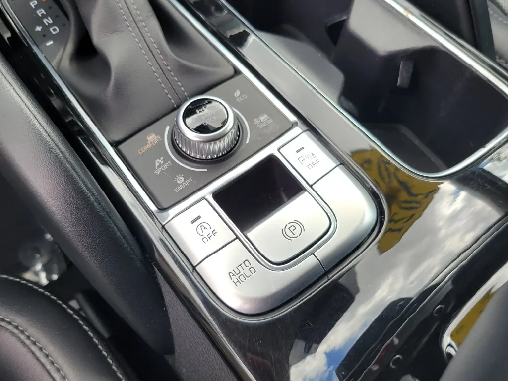 2021 Kia Telluride LX AWD - Photo 31