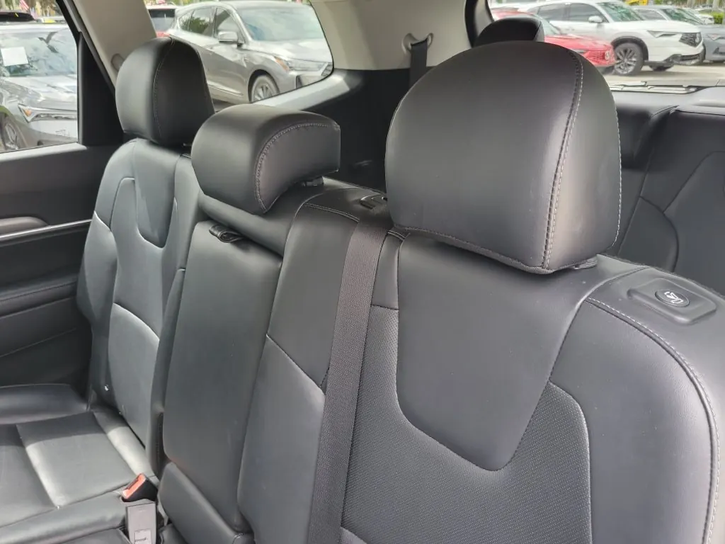 2021 Kia Telluride LX AWD - Photo 12