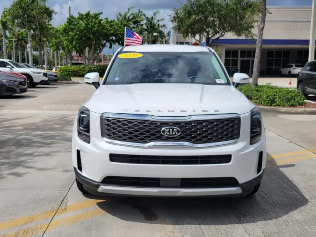 2021 Kia Telluride LX AWD - Photo 2