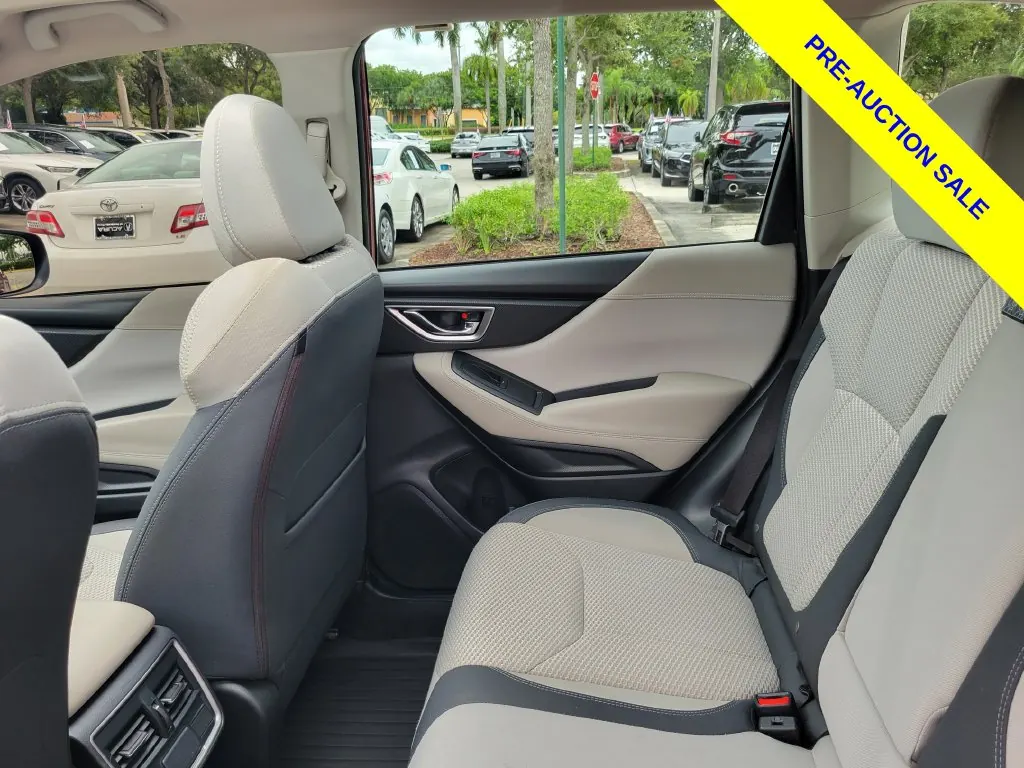 2021 Subaru Forester Premium - Photo 11