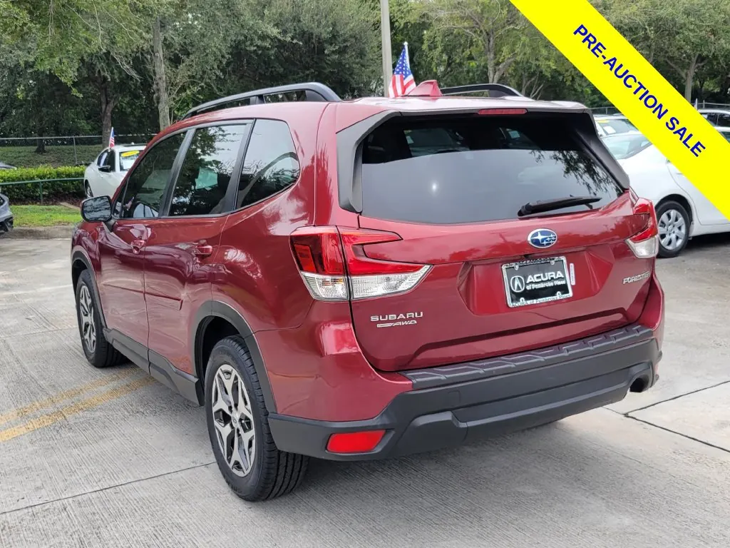 2021 Subaru Forester Premium - Photo 5