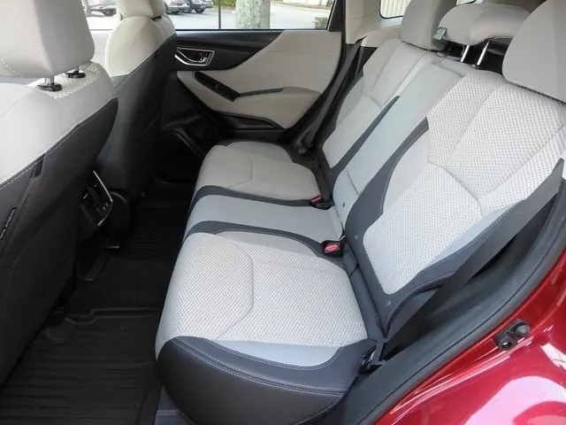 2020 Subaru Forester Premium - Photo 12