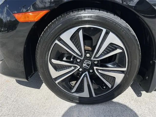2018 Honda Civic EX-L CVT - Photo 10