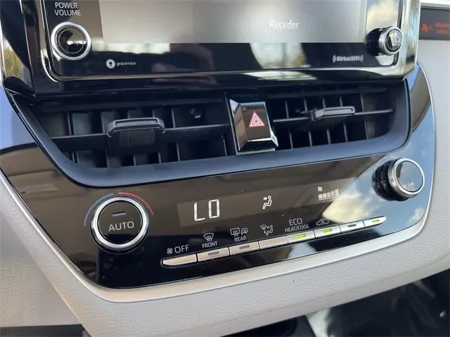 2021 Toyota Corolla LE CVT - Photo 16