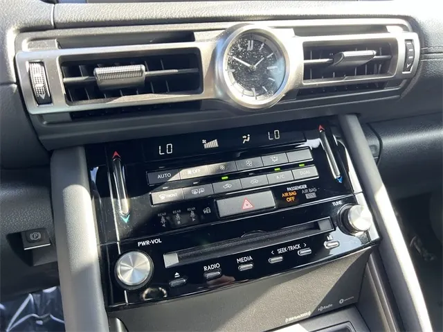 2021 Lexus IS 350 300 RWD - Photo 18