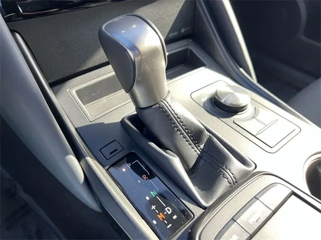 2021 Lexus IS 350 300 RWD - Photo 19