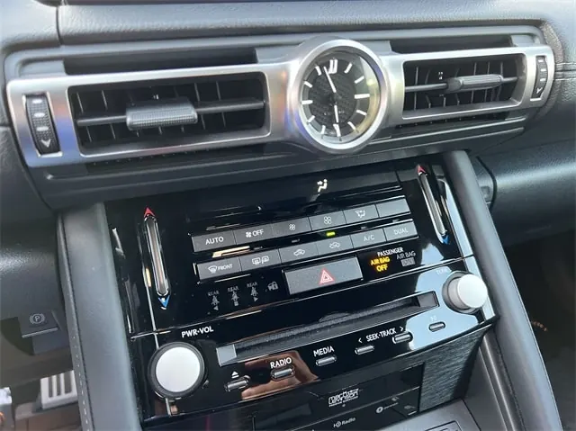 2022 Lexus IS 350 350 F Sport RWD - Photo 18