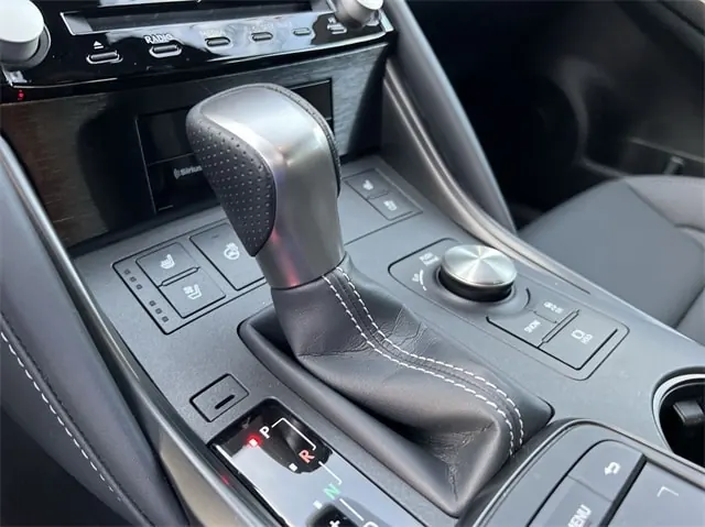 2022 Lexus IS 350 350 F Sport RWD - Photo 19