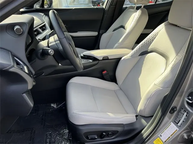 2020 Lexus UX 300h 250h AWD - Photo 11