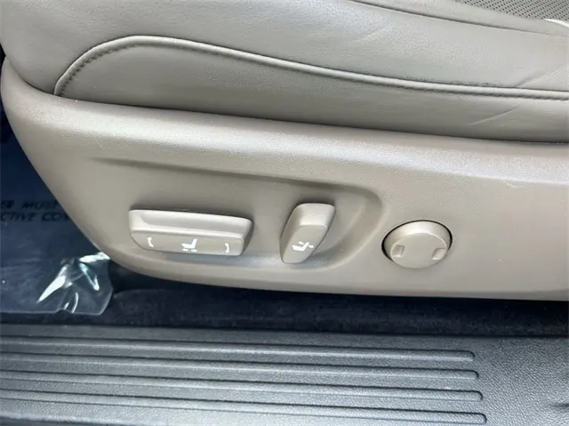 2020 Lexus GX 460 460 Premium - Photo 12