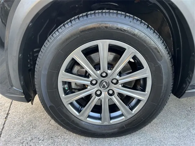 2019 Lexus NX 350h 300h AWD - Photo 10