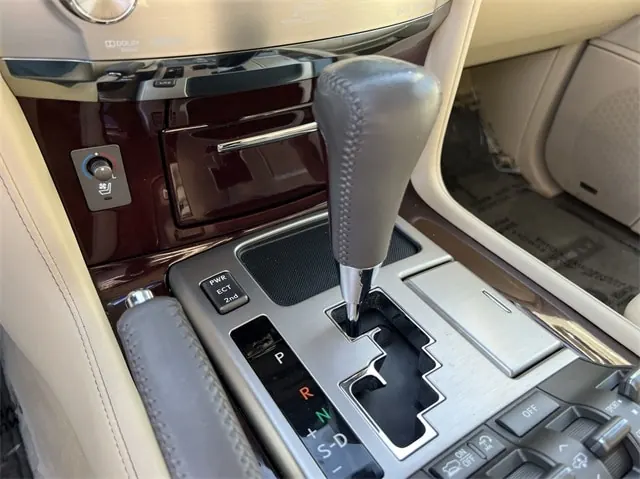 2013 Lexus LX 600 570 - Photo 19