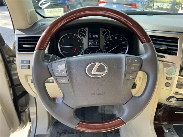 2013 Lexus LX 600 570 - Photo 13