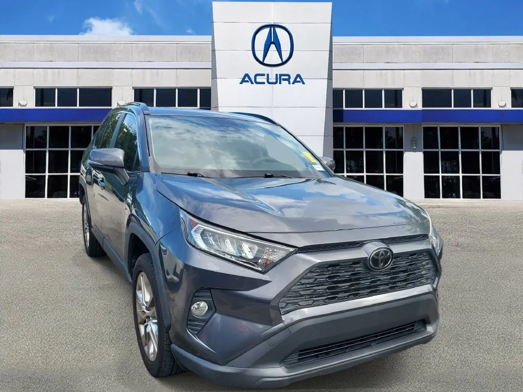 2019 Toyota RAV4 XLE Premium FWD