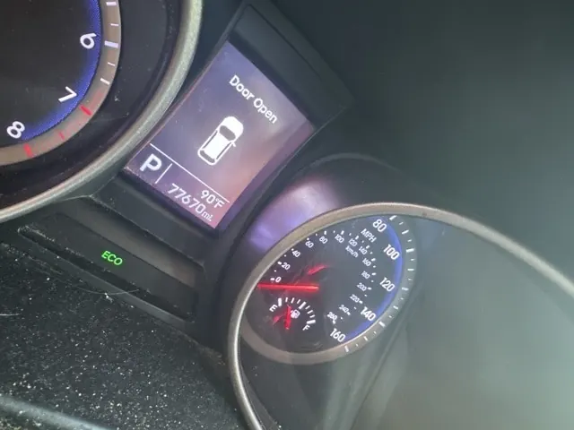 2013 Hyundai Santa Fe GLS AWD - Photo 3