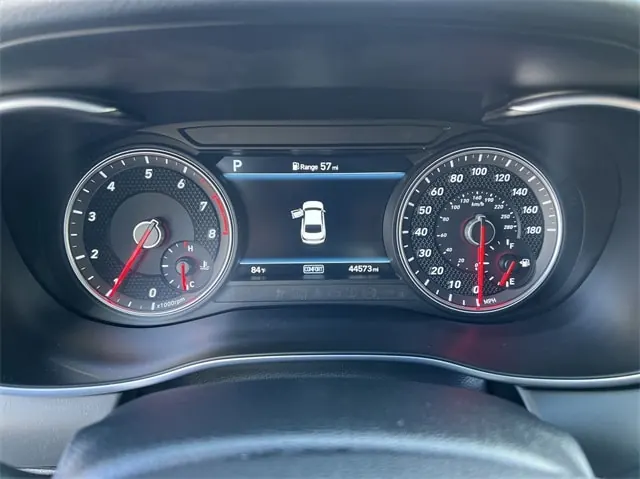 2021 Genesis G70 3.3T Standard - Photo 15