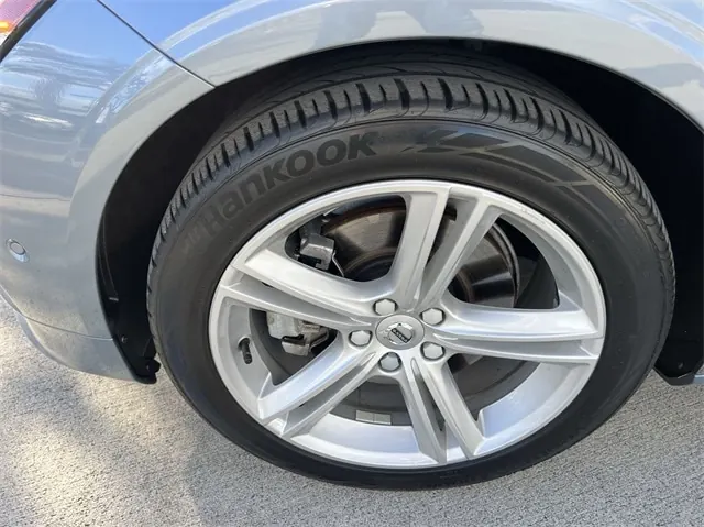 2018 Volvo S90 T5 Momentum FWD - Photo 10