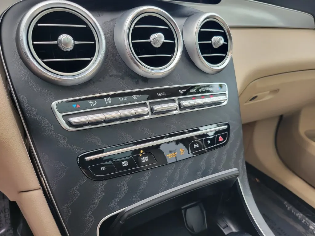 2022 Mercedes-Benz GLC GLC300 4MATIC - Photo 30
