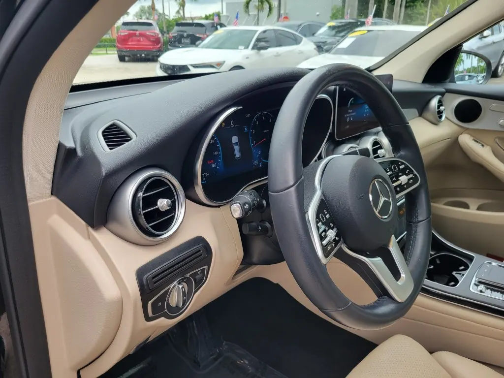 2022 Mercedes-Benz GLC GLC300 4MATIC - Photo 14