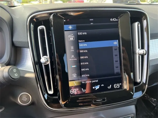 2021 Volvo XC40 T5 Momentum AWD - Photo 16