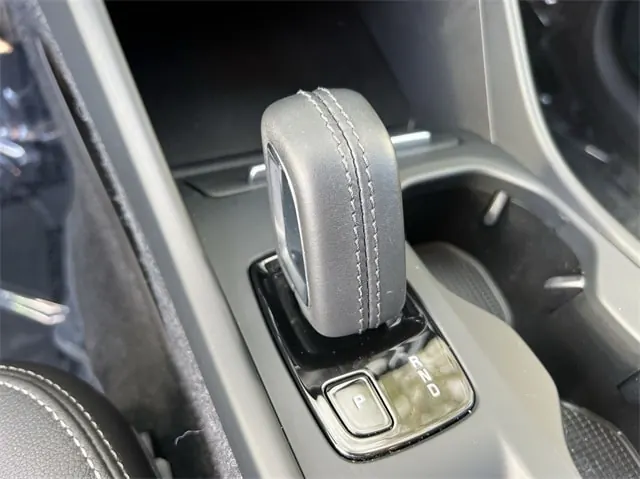 2021 Volvo XC40 T5 Momentum AWD - Photo 20