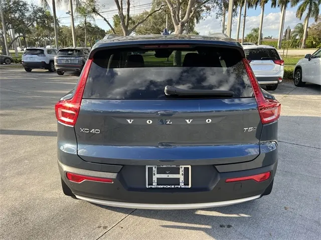 2021 Volvo XC40 T5 Momentum AWD - Photo 23