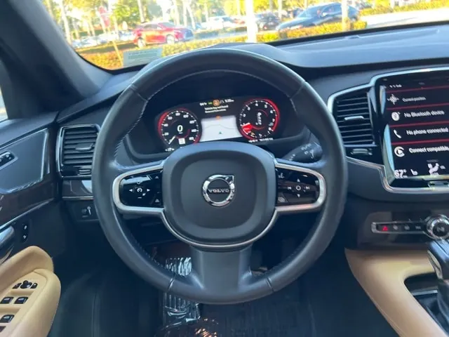 2018 Volvo XC90 T6 AWD Momentum - Photo 19
