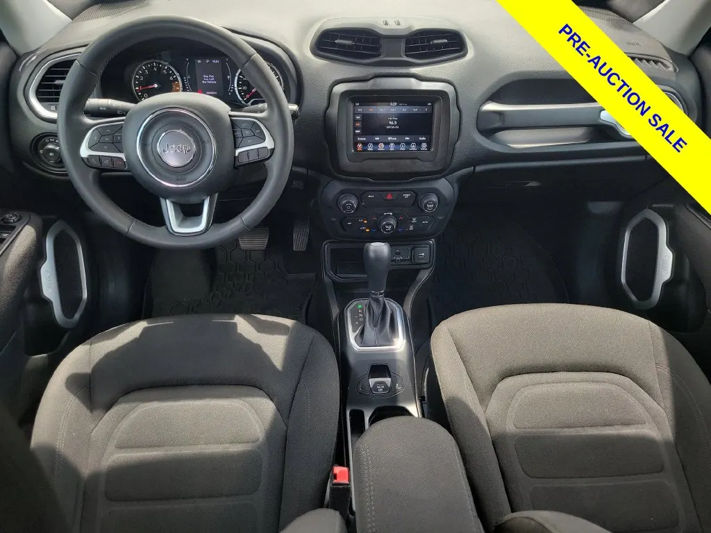 2020 Jeep Renegade Latitude FWD - Photo 9