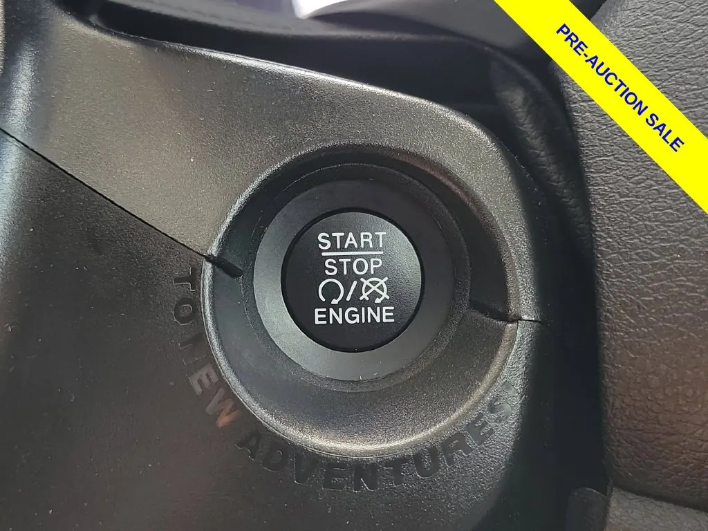 2020 Jeep Renegade Latitude FWD - Photo 26