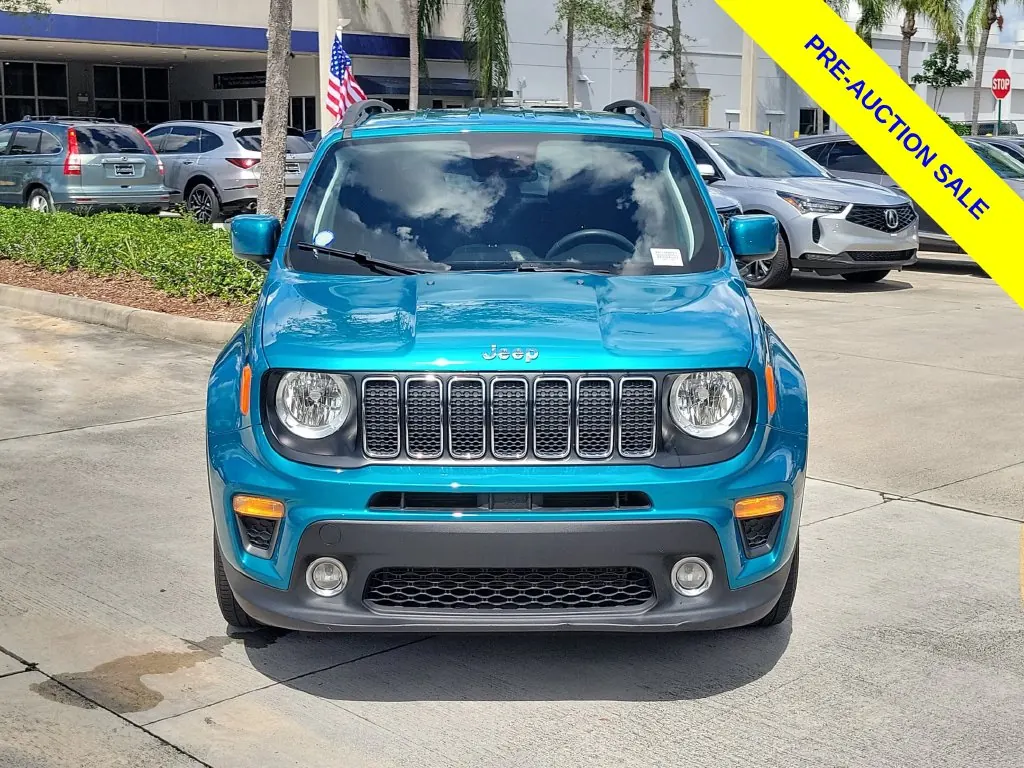 2020 Jeep Renegade Latitude FWD - Photo 2