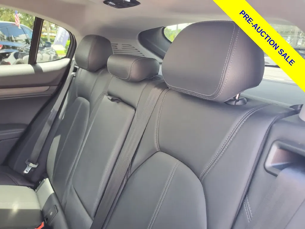 2021 Alfa Romeo Stelvio Ti AWD - Photo 13