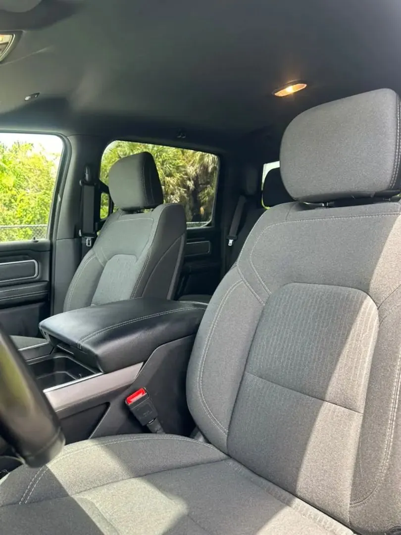2021 RAM 1500 Big Horn/Lone Star 4WD Crew Cab 5'7 - Photo 11