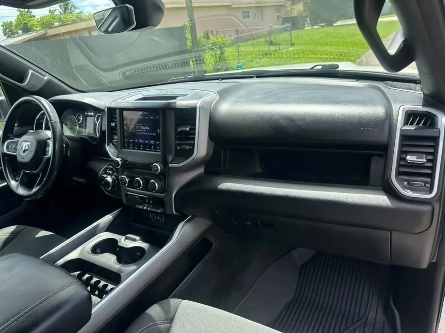 2021 RAM 1500 Big Horn/Lone Star 4WD Crew Cab 5'7 - Photo 16