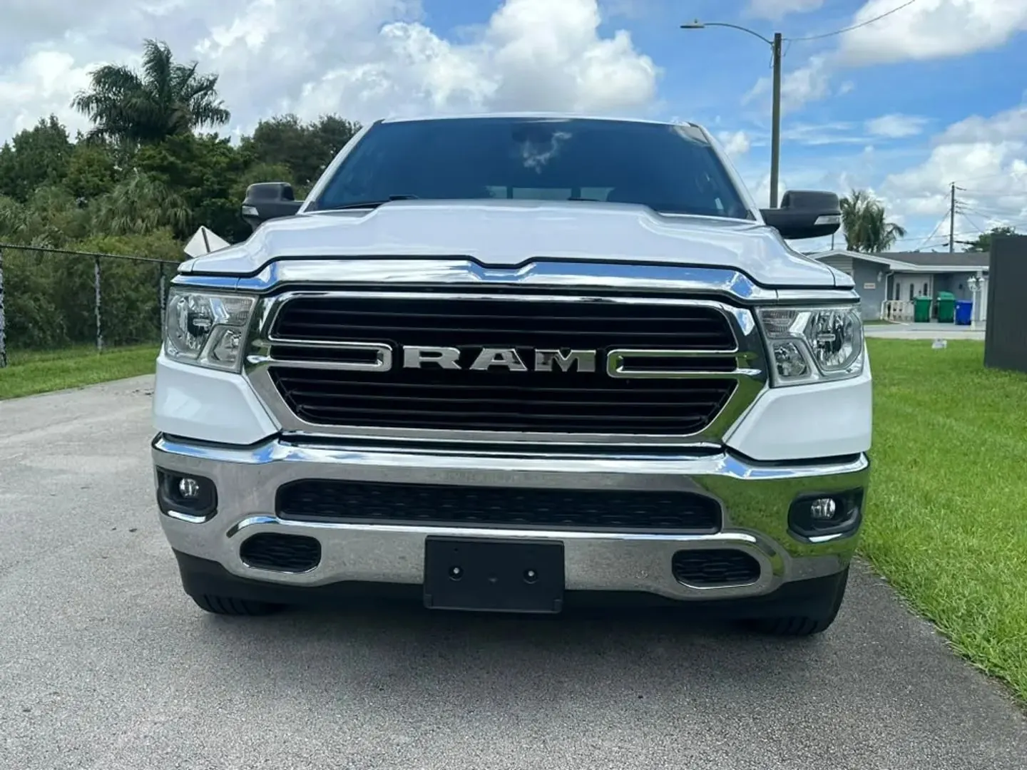 2021 RAM 1500 Big Horn/Lone Star 4WD Crew Cab 5'7 - Photo 2