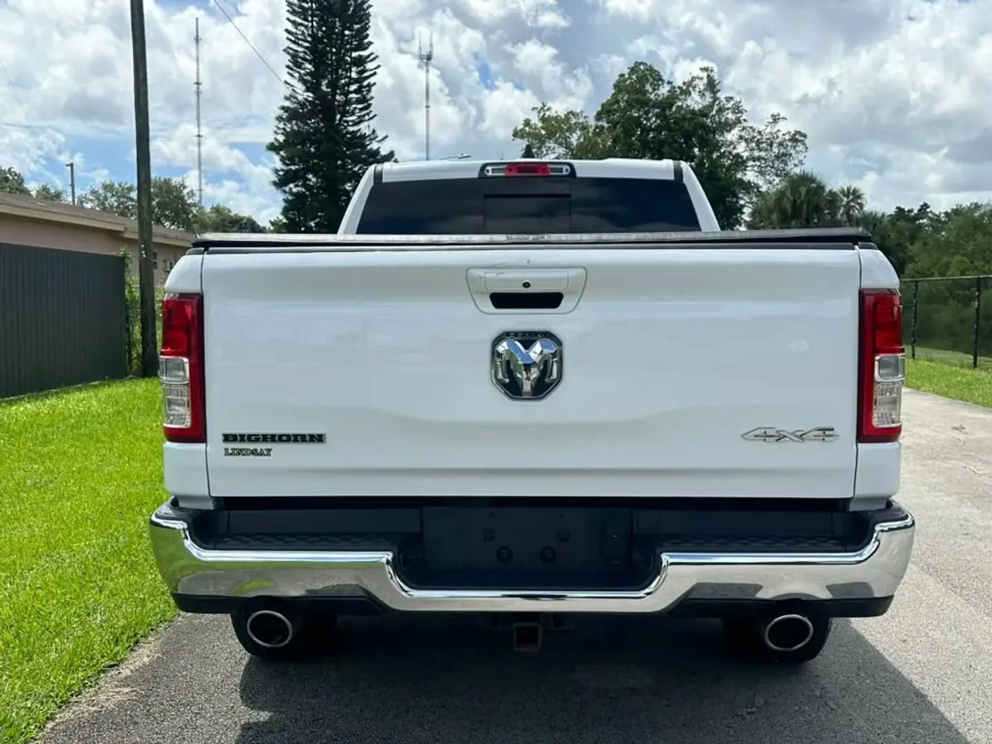2021 RAM 1500 Big Horn/Lone Star 4WD Crew Cab 5'7 - Photo 5