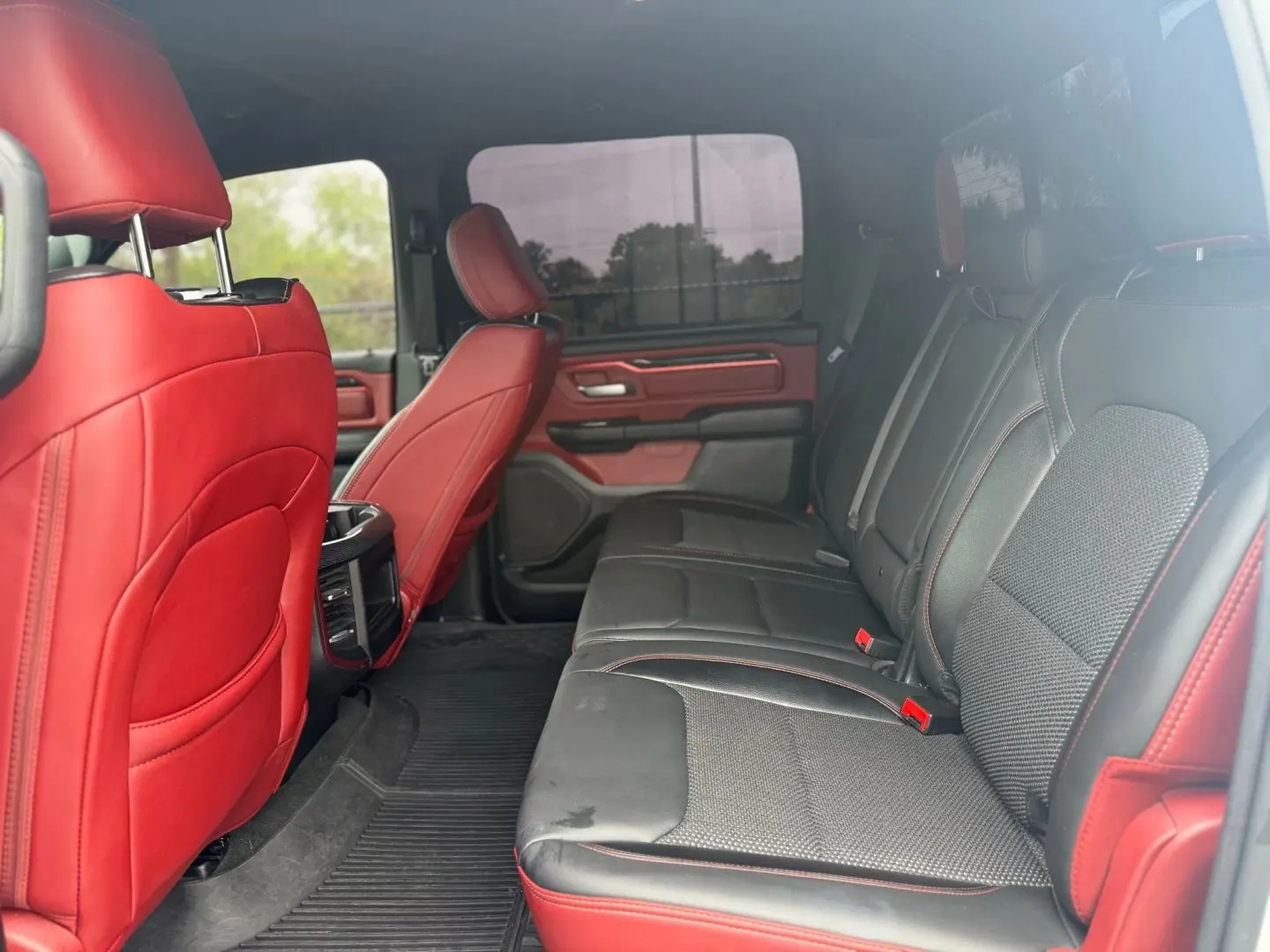 2022 RAM 1500 Rebel 4WD Crew Cab 5'7 - Photo 11