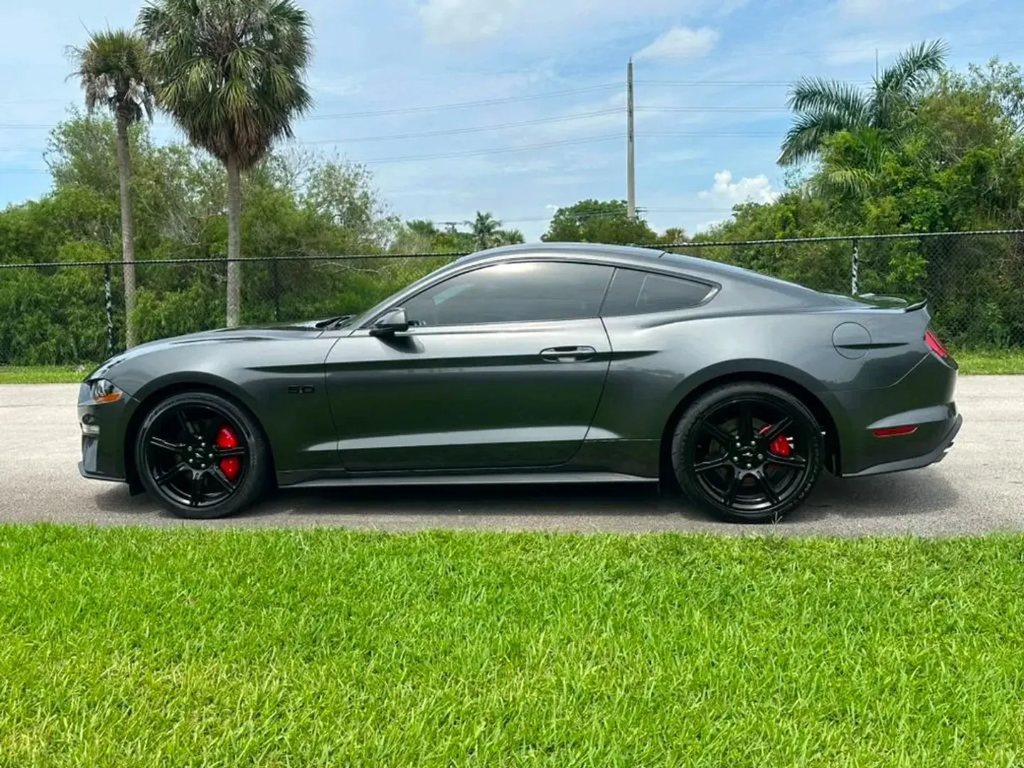2019 Ford Mustang GT Coupe - Photo 8