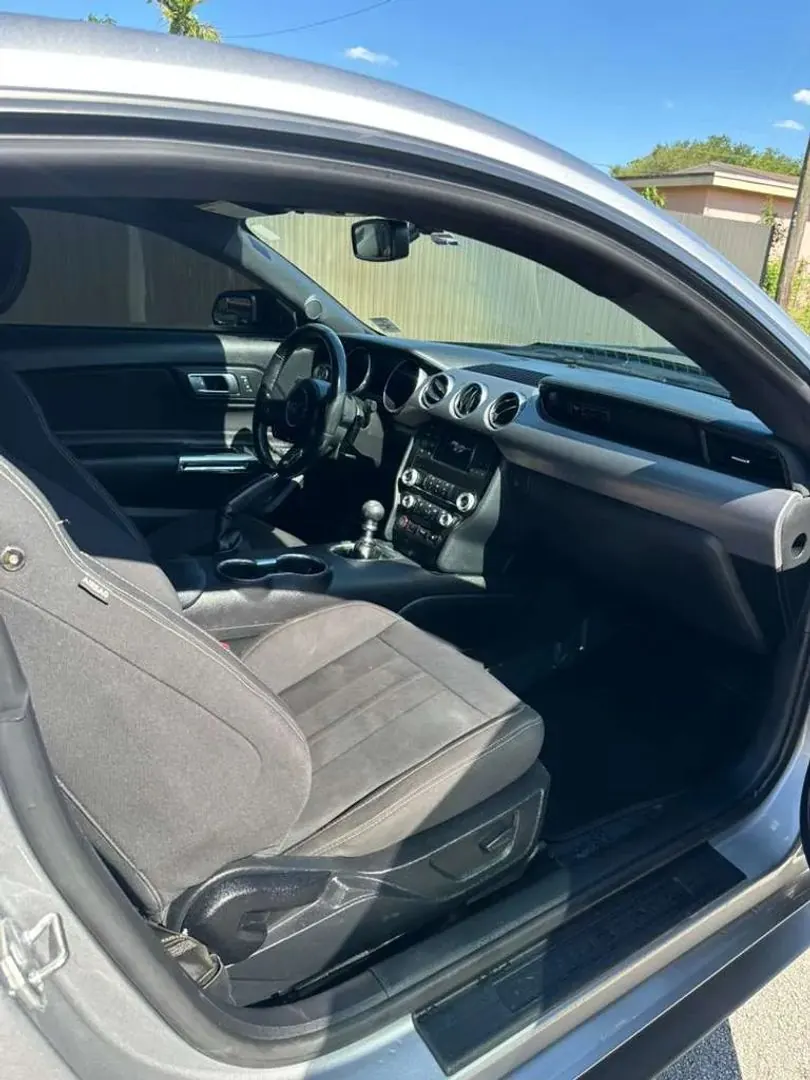 2020 Ford Mustang GT Coupe - Photo 9