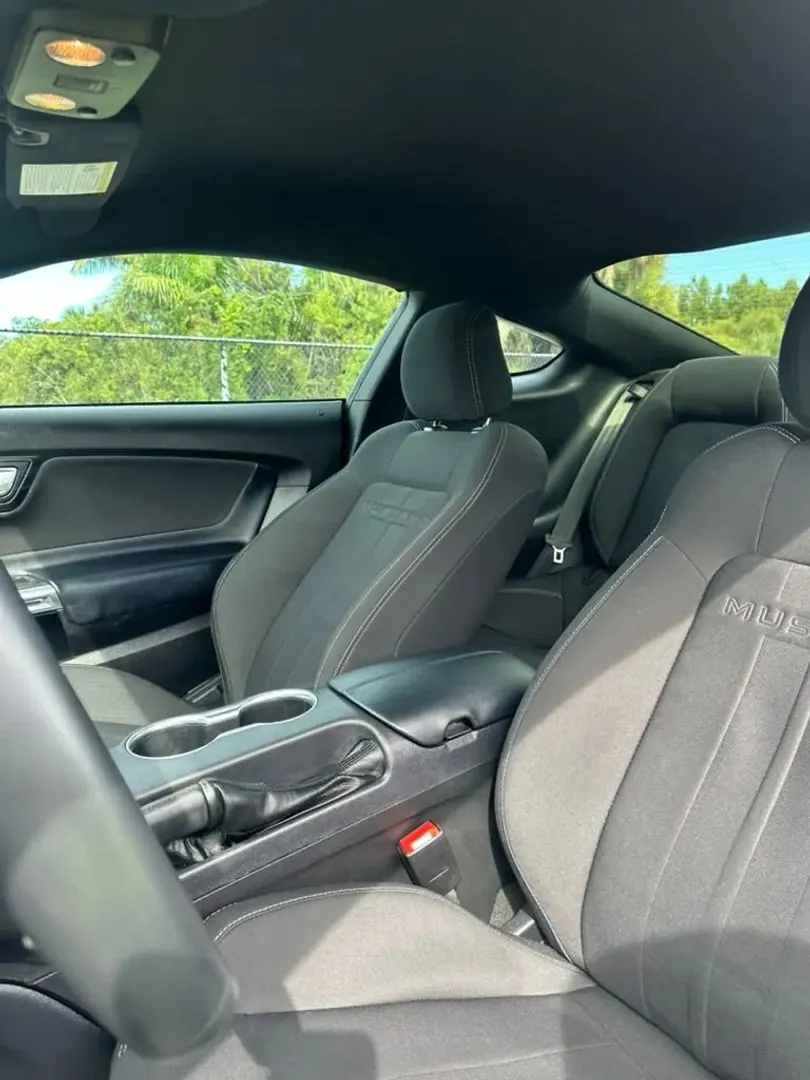 2020 Ford Mustang GT Coupe - Photo 10