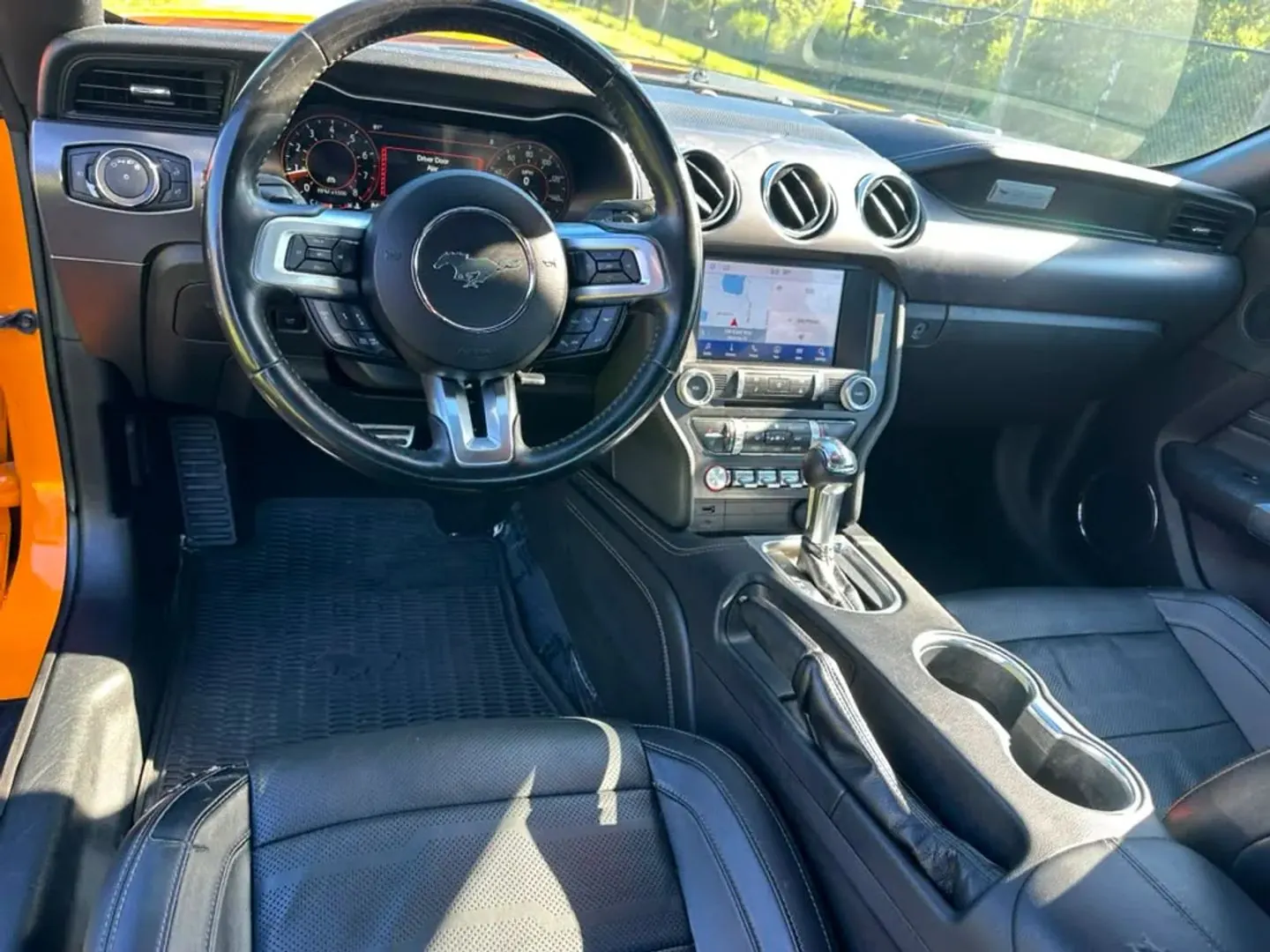 2019 Ford Mustang EcoBoost Premium Coupe - Photo 10