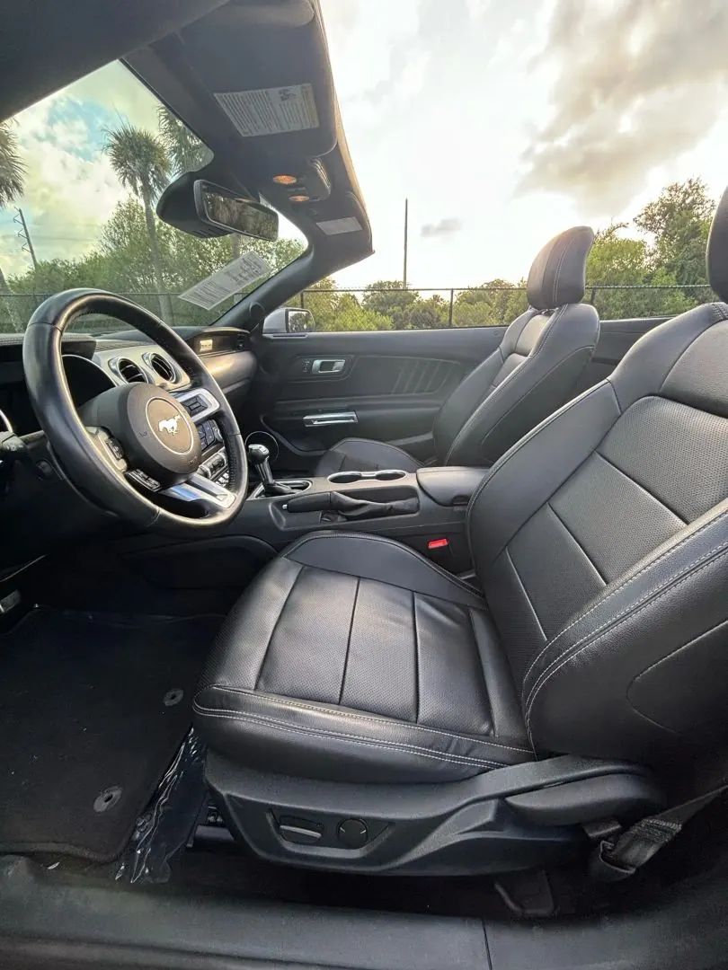 2023 Ford Mustang EcoBoost Premium Convertible - Photo 14