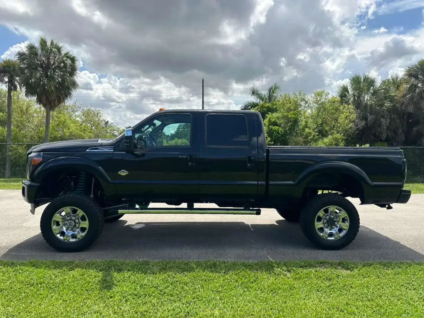 2016 Ford F-250 Lariat 4WD Crew Cab 6-3/4' Box - Photo 7