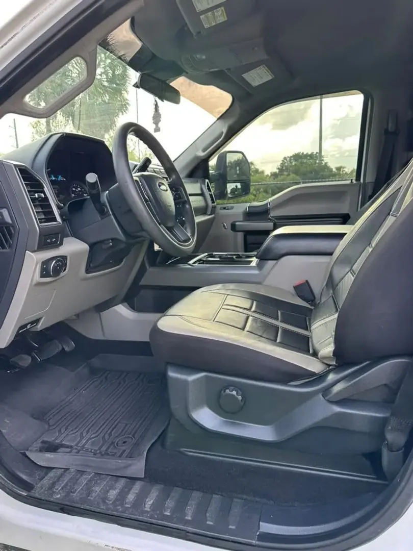 2022 Ford F-250 XLT 4WD Crew Cab 6-3/4' Box - Photo 9