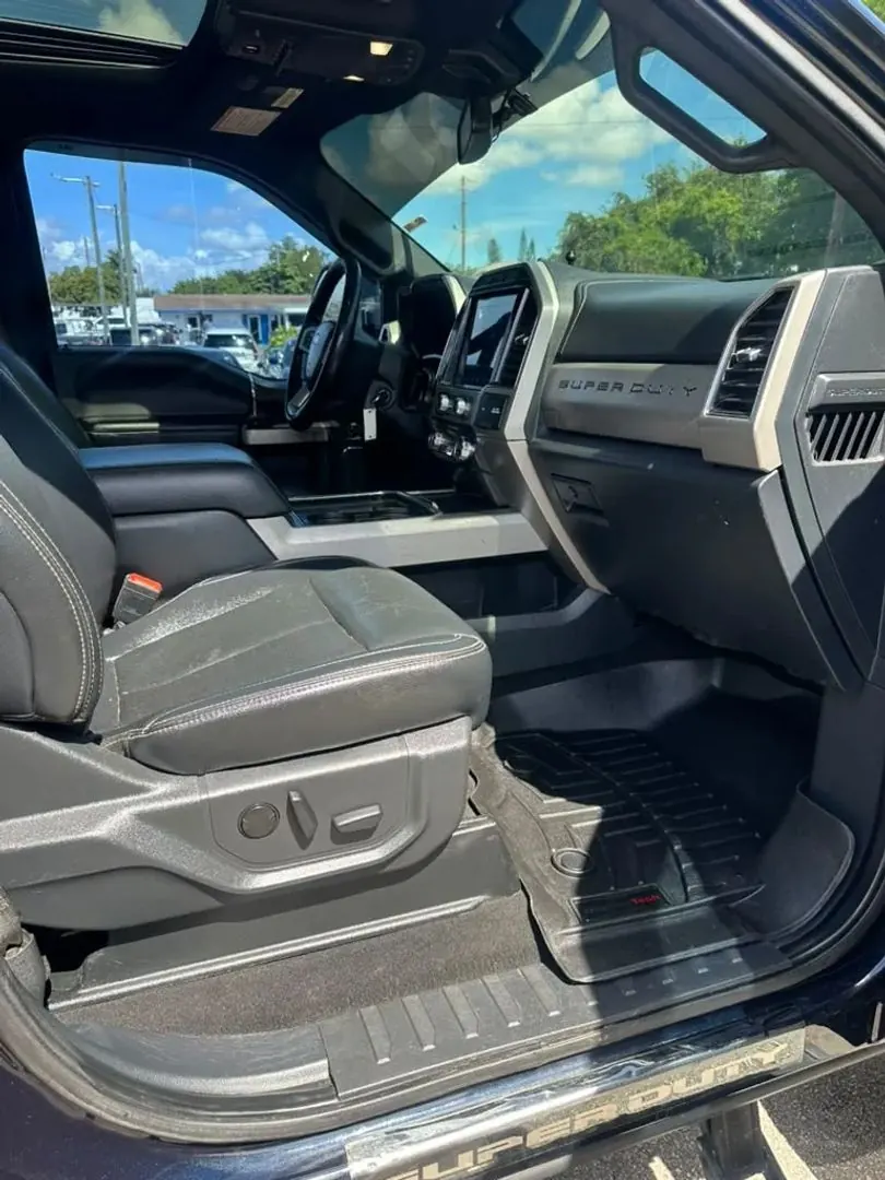 2022 Ford F-250 Lariat 4WD Crew Cab 6-3/4' Box - Photo 14