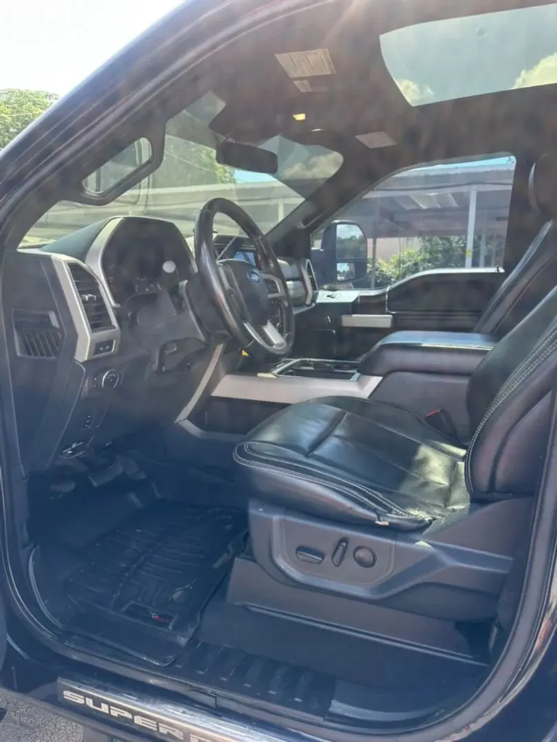 2022 Ford F-250 Lariat 4WD Crew Cab 6-3/4' Box - Photo 9