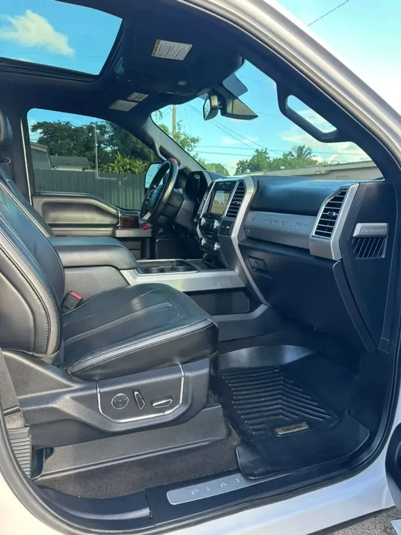 2017 Ford F-350 Platinum 4WD Crew Cab SRW 6-1/2' Box - Photo 14