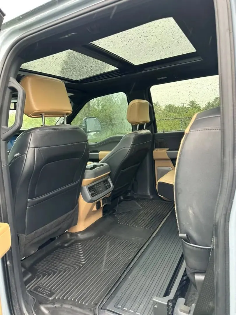 2024 Ford F-450 Lariat 4WD Crew Cab DRW 8' Box - Photo 12