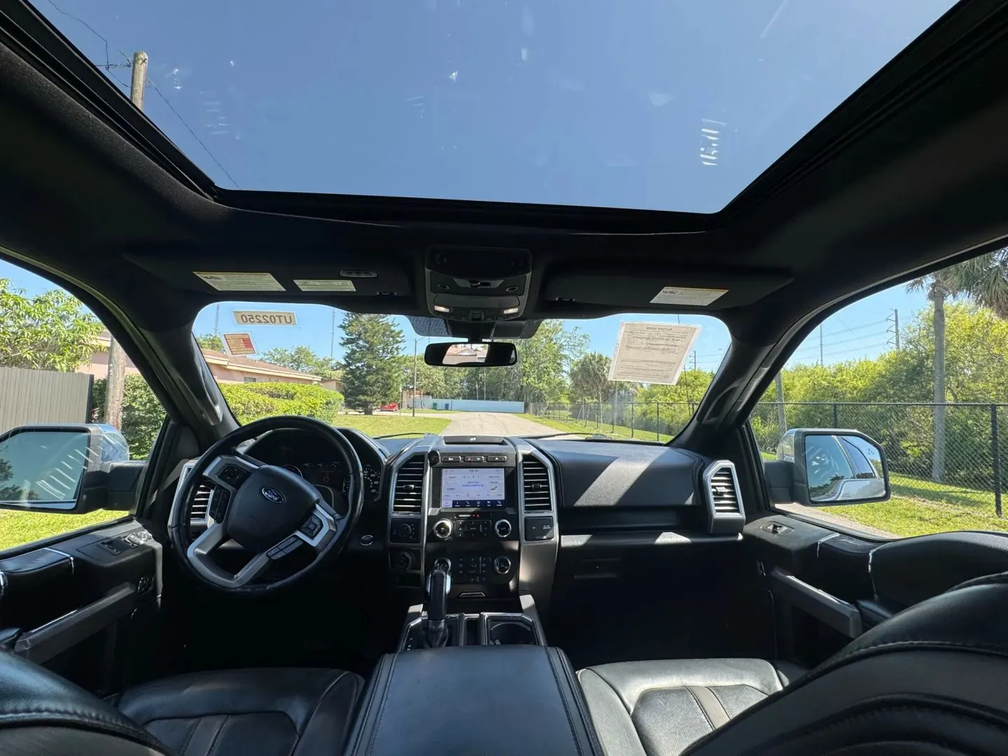 2020 Ford F-150 Platinum 4WD SuperCrew 5-1/2' Box - Photo 14